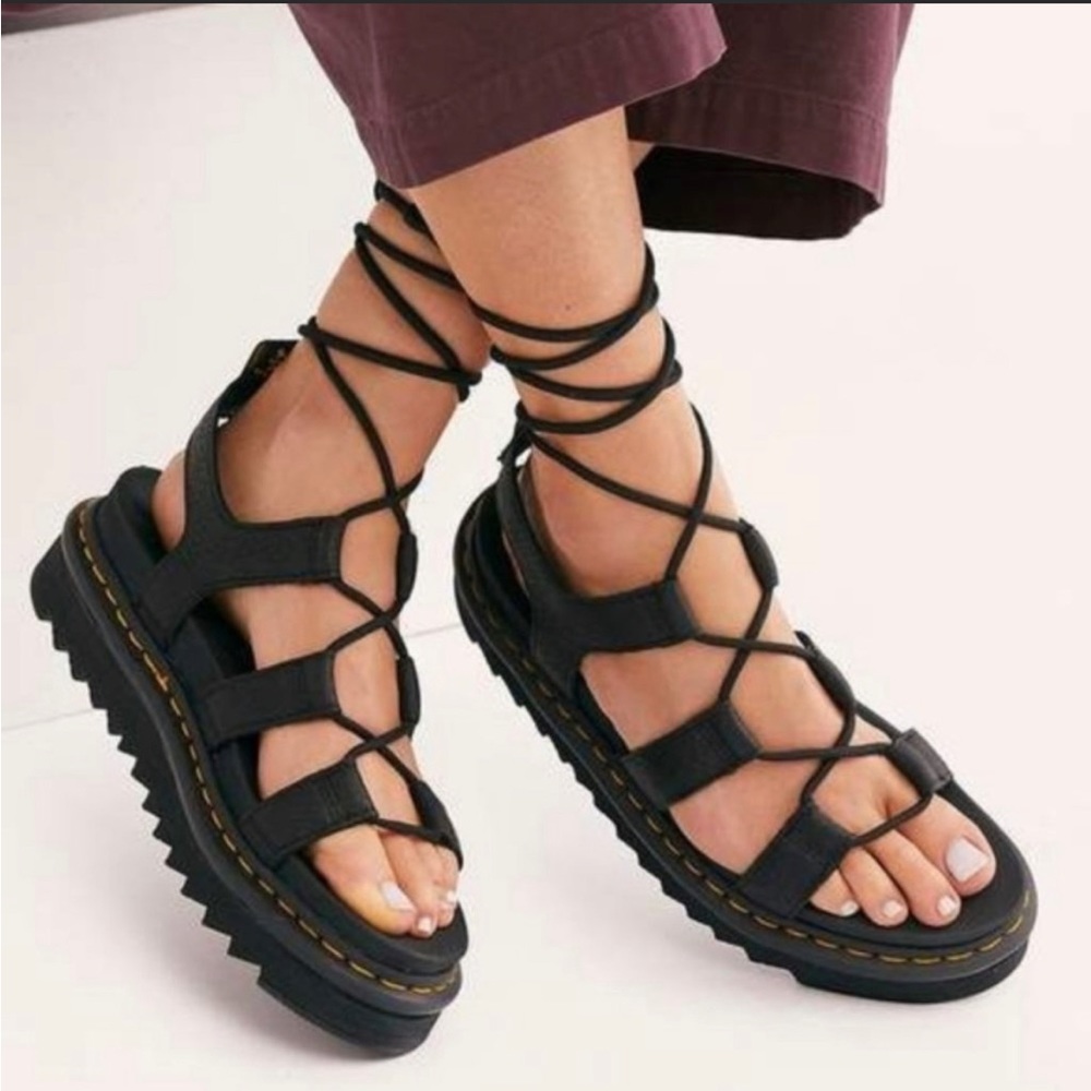 Dr. Marten Women’s Sz 9 Nartilla Black Gladiator Platform Sandals